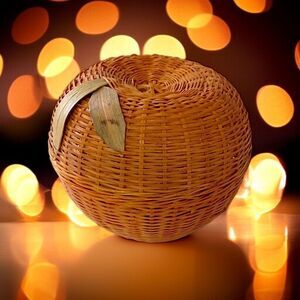 Wicker Apple Basket Trinket Box Vintage Woven Natural Fruit Cottage Farmhouse